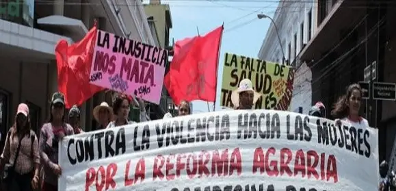 Campesinos de Paraguay exigen reforma agraria