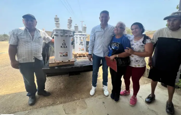 Con la entrega de transformadores en tres parroquias, el alcalde del municipio Falcón Dr. Harold Dávila, anunció que mayo será el mes de la electricidad.