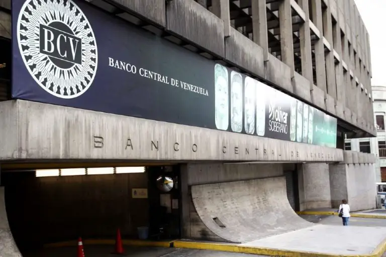 BCV inyecta por primera vez USD 100 millones a la banca