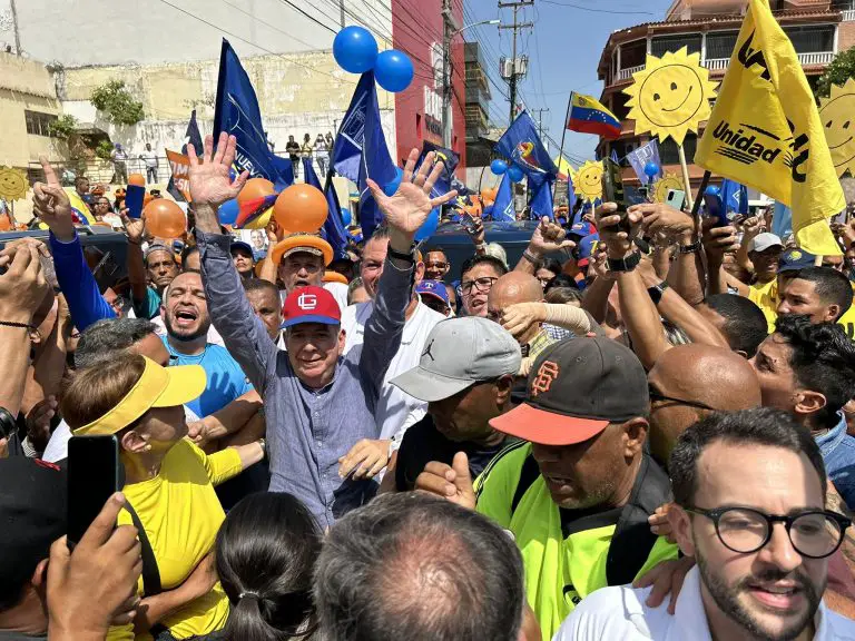 Edmundo González visitó este sábado a La Guaira