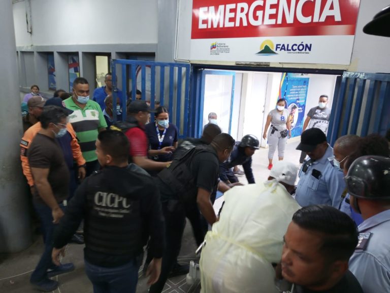 Enfrentamiento en Fundabarrios | Un delincuente abatido y tres funcionarios heridos