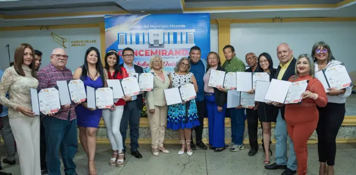 La Cámara Municipal de Miranda (Cocemiranda) exaltó la labor de 15 periodistas con el Premio Municipal 
