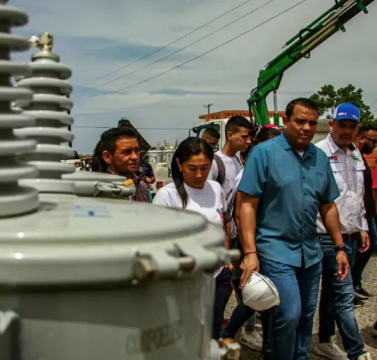 Porque la esperanza está en la calle, el equipo de la gobernación respondió con el 1x10 para darle respuestas a los habitantes del corredor Santa Ana.