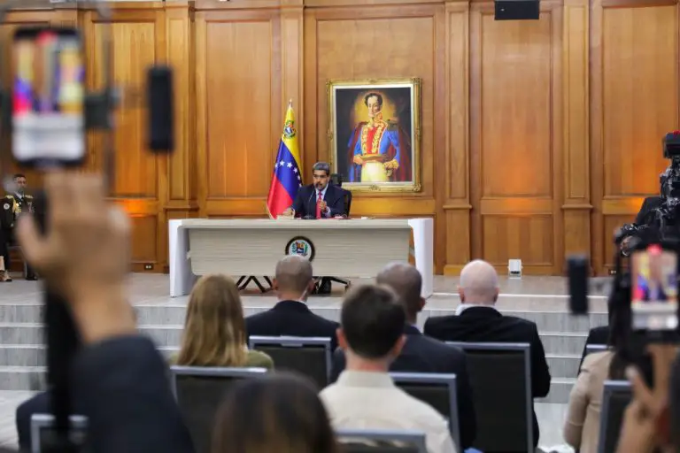 Nicolás Maduro respondió al informe del Centro Carter (Video)