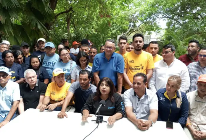 Las calles de Coro se inundan este 4 de julio con los simpatizantes del comando “Con Venezuela” para dar inicio a la campaña electoral.
