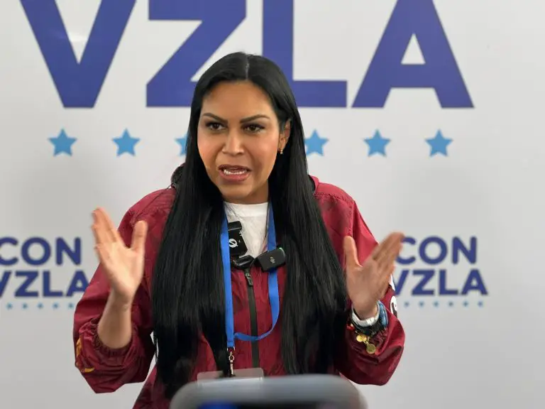 Delsa Solórzano presentó balance de la jornada electoral