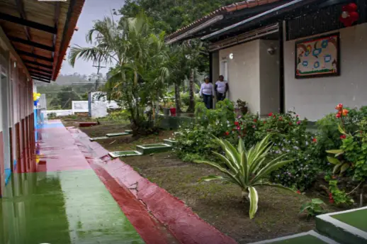 Presidente Maduro transformó escuela en el municipio Unión