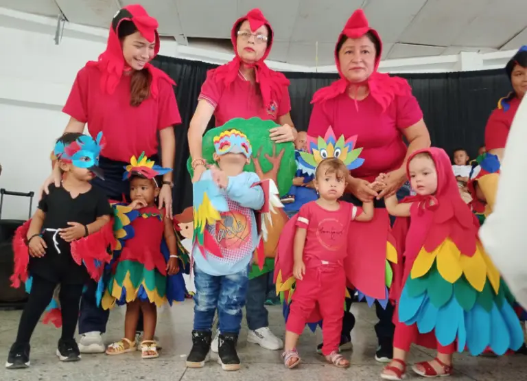 Festival Folklórico 2024 del Ceis Simón Bolívar brilló con sus luceritos