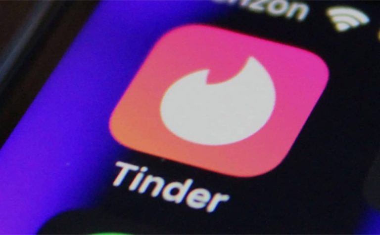 La inteligencia artificial ayudará a usuarios de Tinder a conseguir pareja