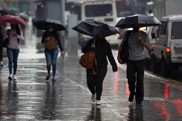 Inameh pronostica lluvias combinadas con zonas despejadas