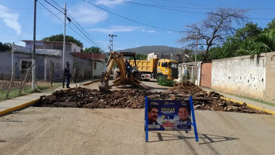 Otras 220 toneladas de asfalto fueron colocadas en el sector Zumurucuare de Coro para sumar 746 dentro del plan de asfaltado urbano.