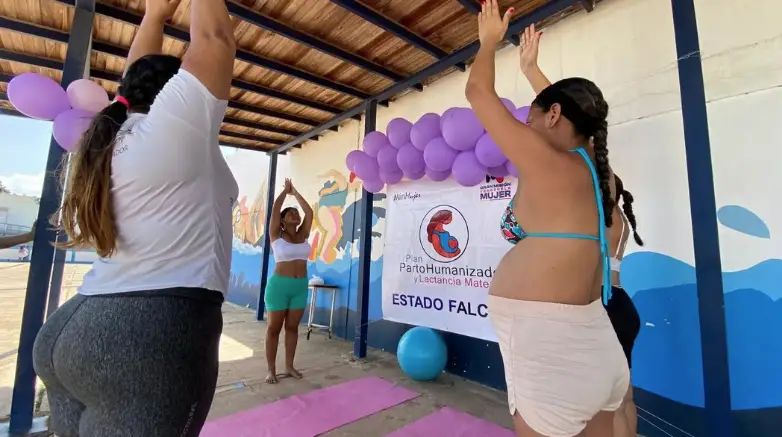 Como parte del despliegue nacional de la Gran Misión Venezuela Mujer, 15 mujeres gestantes fueron atendidas con actividades de relajación y matronatación.