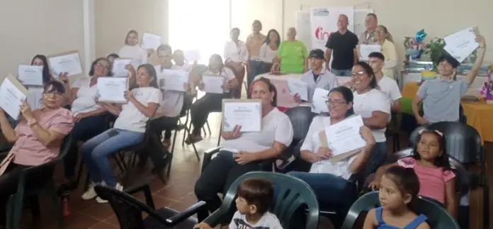 El Inces Falcón a través del CFS “Josefa Camejo” en el municipio Los Taques, realizó un acto de entrega certificados, en la Asociación Damas Salesianas.