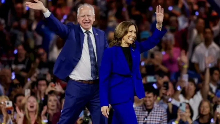 Demócratas confirman la candidatura de Kamala Harris a la presidencia de EE. UU.