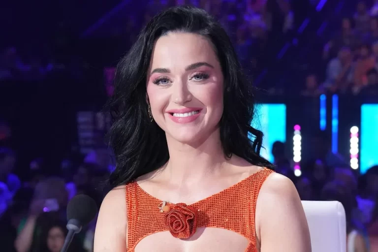 Así fue como Katy Perry se declaró fan del Cocosette (VIDEO)