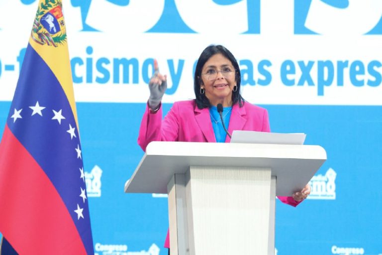 Delcy Rodríguez encabeza Congreso Mundial contra el Fascismo