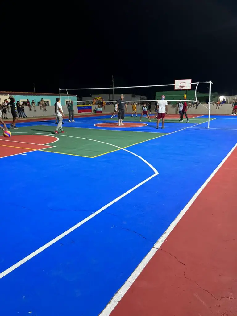 Reinauguran la cancha “Ignacio (Nachito) Navas” en el sector Santa Rosa