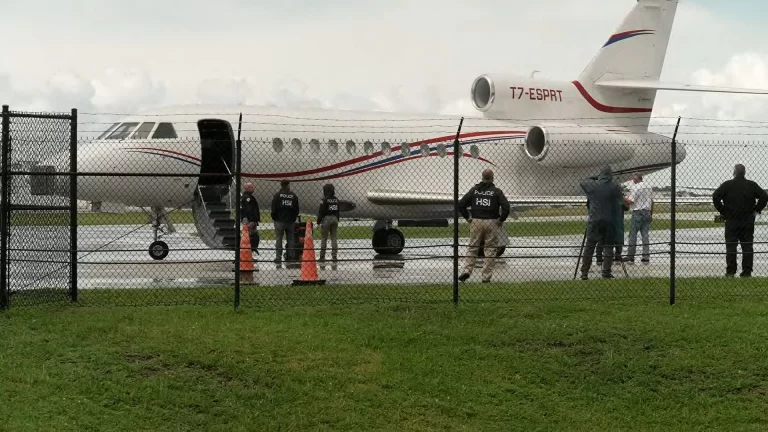 Estados Unidos incauta el avión de Maduro en República Dominicana