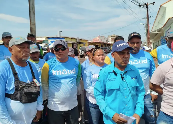 El director del IMAUD, Charles Suárez, anunció una serie de medidas para regular la disposición de desechos sólidos en el mercado viejo de Coro.