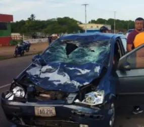 Un nuevo accidente de tránsito se registró en la ciudad de Coro, en esta oportunidad en la Variante José Leonardo Chirino, mejor conocida como la Variante Sur.