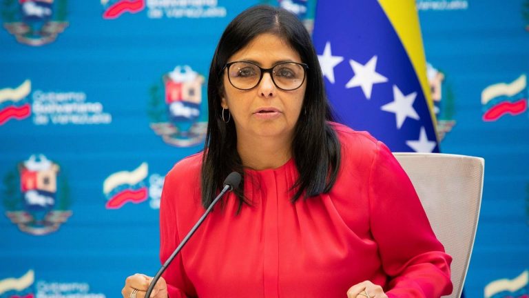 Delcy Rodríguez: política de EE. UU. se basa en aplicar “sanciones ilícitas”