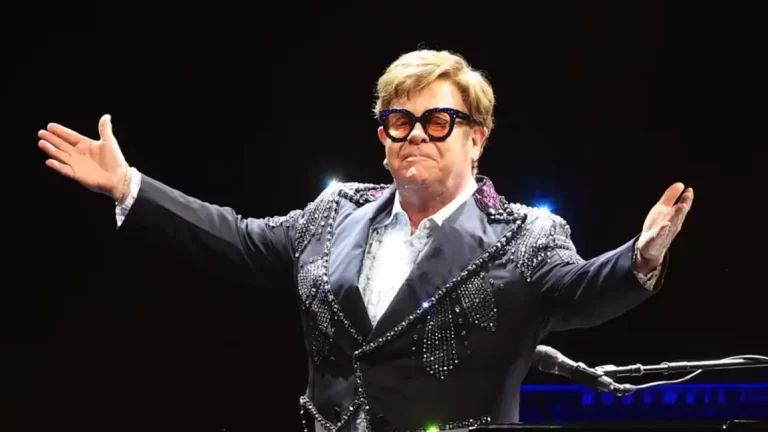 Elton John se recupera de grave problema de salud (Detalles)