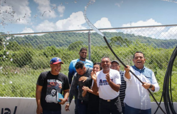 El gobernador Víctor Clark junto al poder popular dejó a su capacidad máxima la estación de bombeo “El Cristo” para suministrar agua hacia el centro de Mirimire.