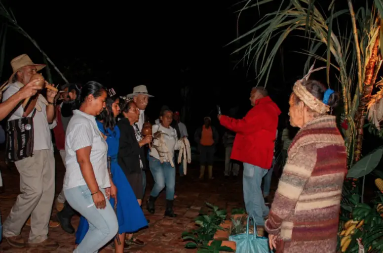 Los habitantes de los pueblos de Mapararí, San Pedro y El Tural, agradecieron los beneficios recibidos y la abundante cosecha en el ritual de Las Turas.