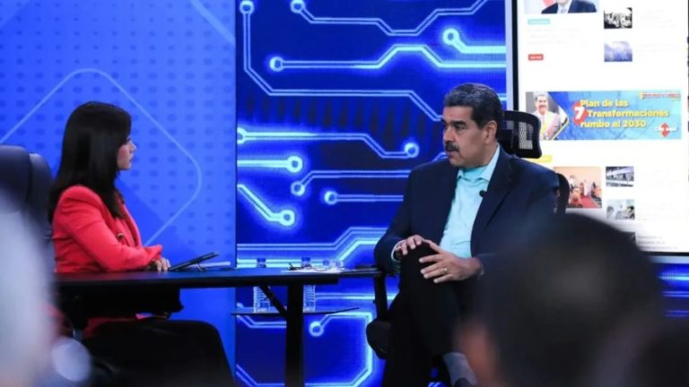 Maduro autoriza oferta pública para implementar tecnología 5G