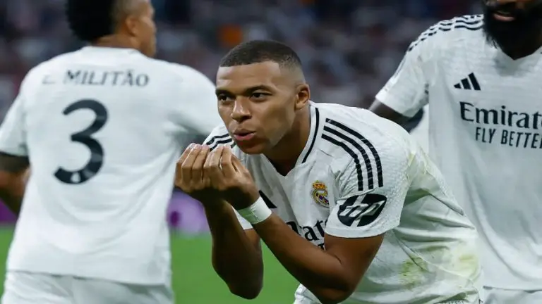 Mbappé y Endrick se estrenaron en la Champions con el Madrid