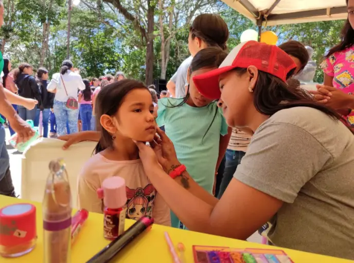 El plan Ruta Vacaciones Alegres 2024 impulsado por la Fundación del Niño Falcón llevó diversión, aventuras y mucha emoción a los niños de Churuguara.