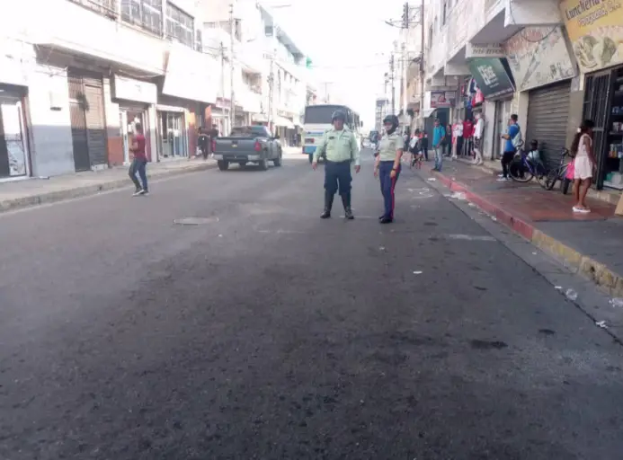 Una comisión de la Dirección de Vigilancia y Tránsito de Policarirubana llevó a efecto un recorrido por el Corredor Vial del Casco Central de Punto Fijo.