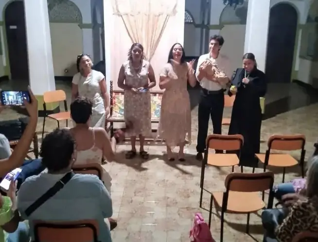 Amantes de las artes escénicas fueron testigos de una experiencia teatral en Coro, con el lanzamiento de Theatron realizado en el Edificio Santa Rosa.