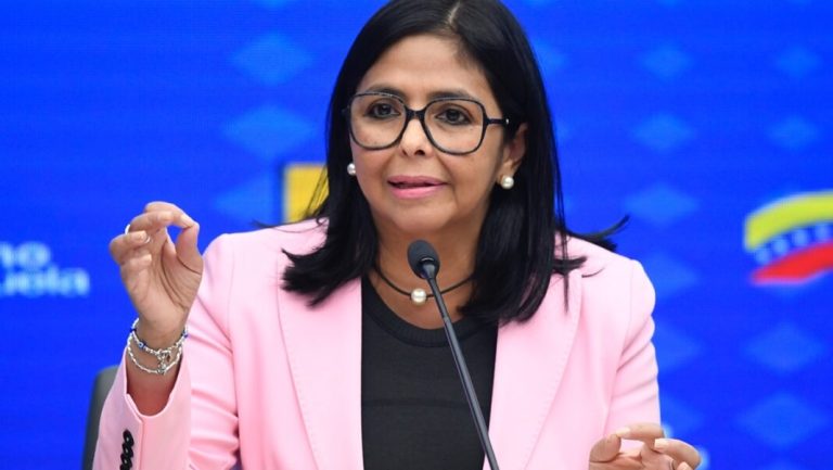 Delcy Rodríguez afirma que la demanda de divisas se debe al crecimiento económico