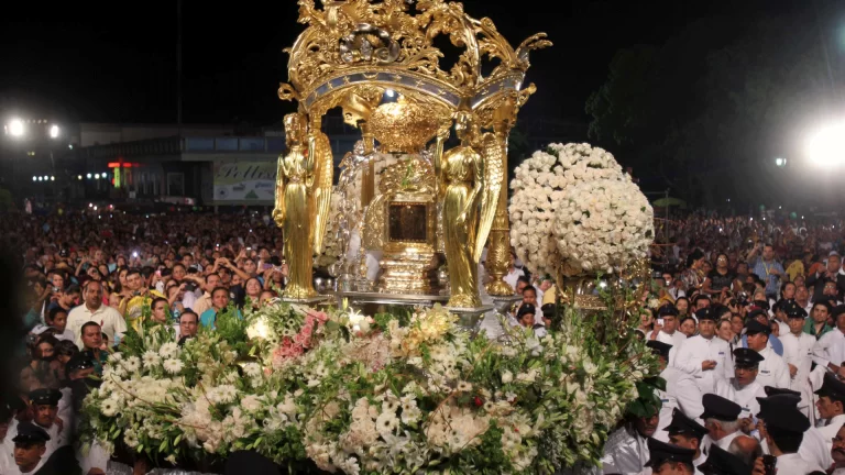 Este sábado será la bajada de la Virgen de Chiquinquirá