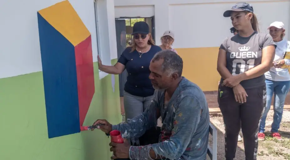 Este domingo la directora del Centro de la Calidad Educativa realizó una inspección en la U.E Maestra Nerva Josefina Carrasquero de Manzano de El Supí.