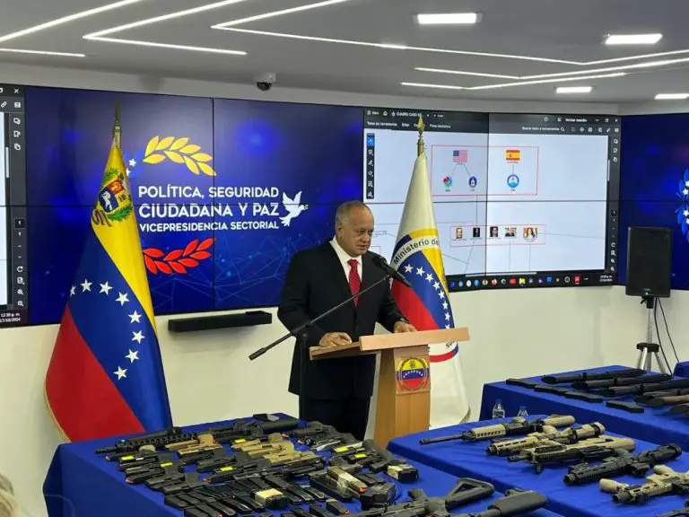 Diosdado Cabello revela la captura de mercenarios e incautación de armas (VIDEO)