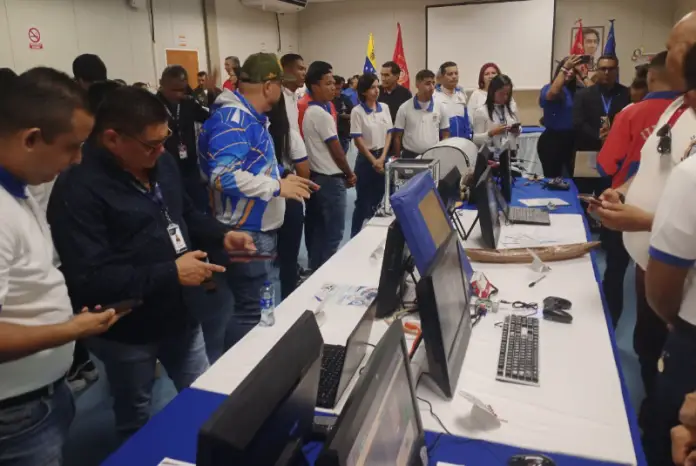 La Unefa en la región occidental efectuó la Expo-Ciencia 2024 con 18 innovadores proyectos de tres estados, Lara, Zulia y Falcón.