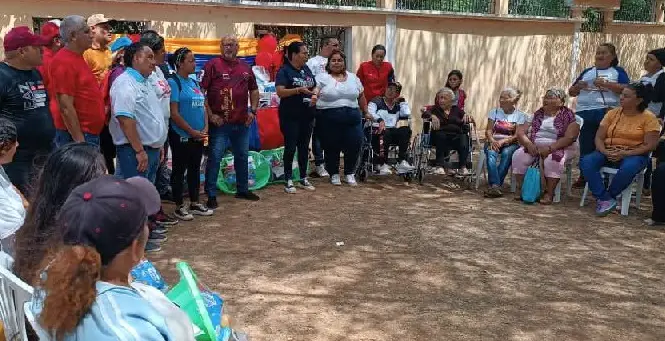 Este sábado el gabinete social de la Gobernación se movilizó hasta la parroquia Moruy del municipio Falcón para atender a 1250 habitantes de 11 comunidades.