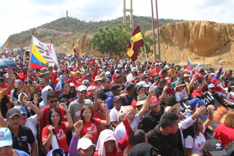 La Bajada de Alí Primera se realizó este jueves 31 de octubre desde la ciudad de Coro a propósito del 83 aniversario del natalicio Alí Primera.