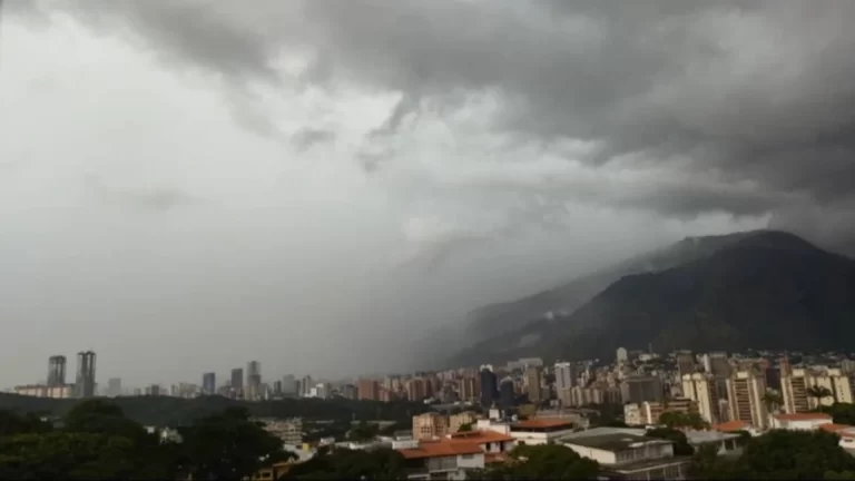 Inameh| Onda tropical llegará a Venezuela en las próximas horas