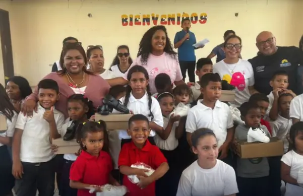 Más de 700 atenciones ofrecieron el Gabinete Social de la Gobernación del estado Falcón a los habitantes de La Chinita y Ezequiel Zamora, municipio Carirubana.