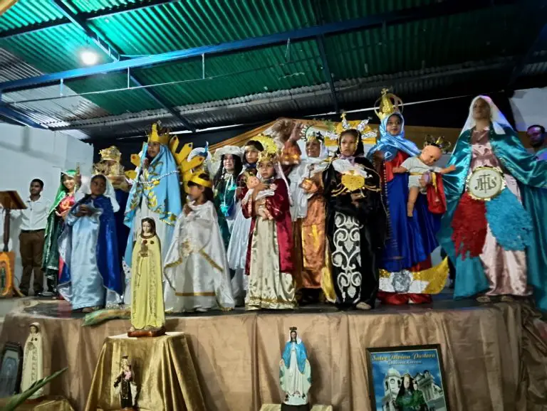 ¡A casa llena! Noche de gala vestida de María en el municipio Unión