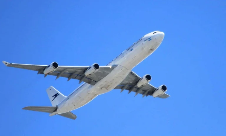 Reembolso de boleto aéreo deberá hacerse en 7 días hábiles