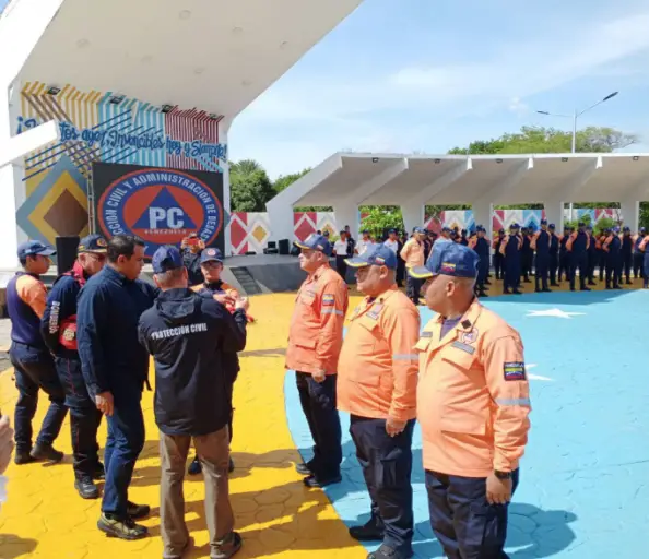 La sala situacional "Simón Bolívar" fue inaugurada a propósito del vigésimo tercer aniversario de Protección Civil con una dotación de equipos tecnológicos.