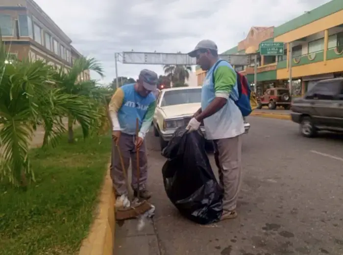 El presidente de IMAUD informó que activaron un equipo de vigilancia en las avenidas de Coro, para garantizar el respeto al horario de recolección de basura.