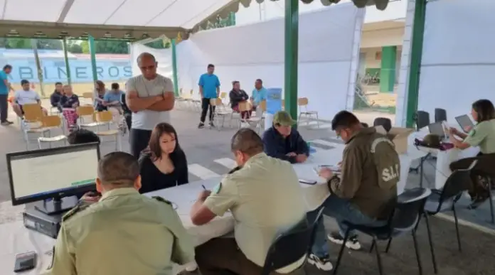 Desde las 08:00 hasta las 18:00 del domingo 24 de noviembre, los habitantes de 11 regiones de Chile deben regresar a los mismos lugares de votación.