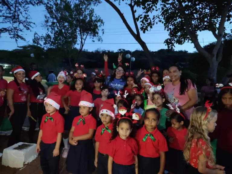 Parroquia El Paují tuvo un mágico encendido de la navidad