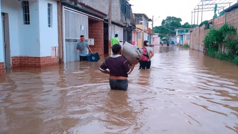 Lluvias en Lara dejan un fallecido (+FOTOS)