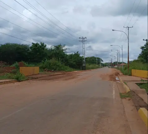 El alcalde de Mauroa, José Chirinos informó que se mantiene atentos en la zona Sur del río Barrancas por la salida de su cauce a la altura del aliviadero.